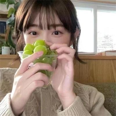 弱比少男闯女校